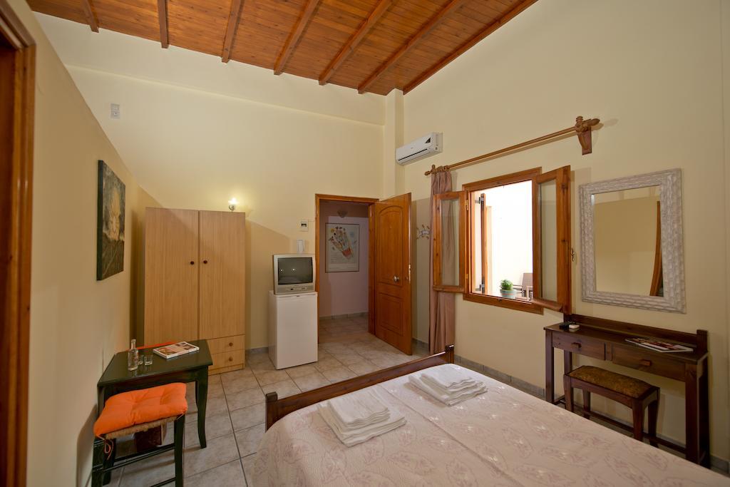 חאניה Katerina Traditional Rooms חדר תמונה
