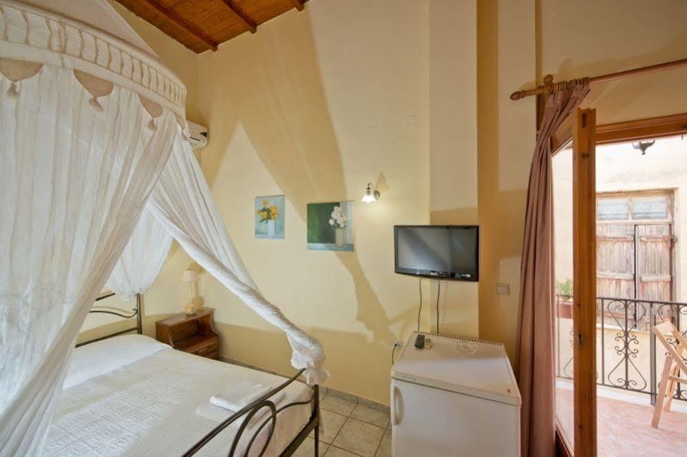 חאניה Katerina Traditional Rooms מראה חיצוני תמונה