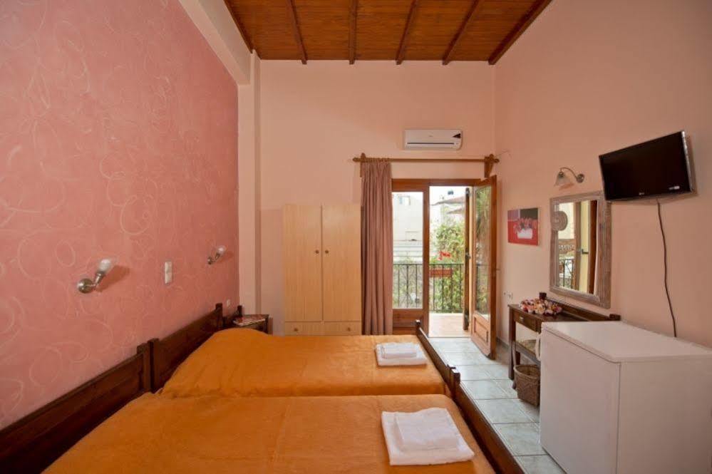 חאניה Katerina Traditional Rooms מראה חיצוני תמונה