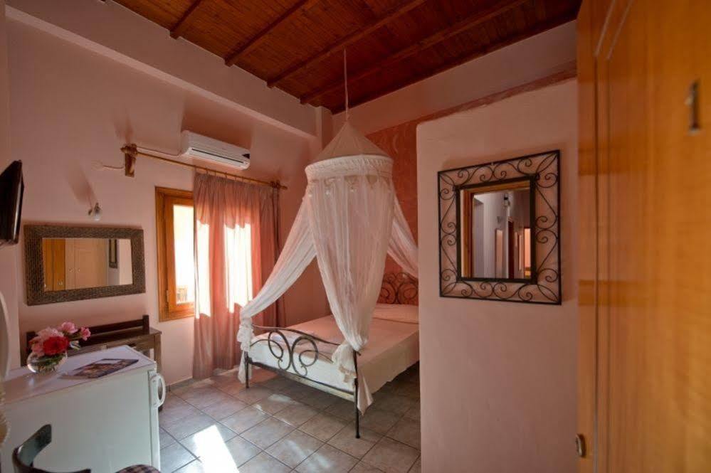 חאניה Katerina Traditional Rooms מראה חיצוני תמונה